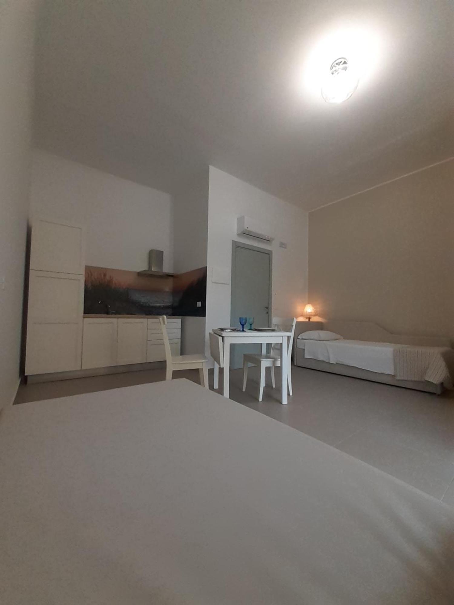 Vento Di Mare Aparthotel ปิไรโน ภายนอก รูปภาพ